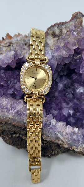 Lady's Juvenia watch in gold and diamonds