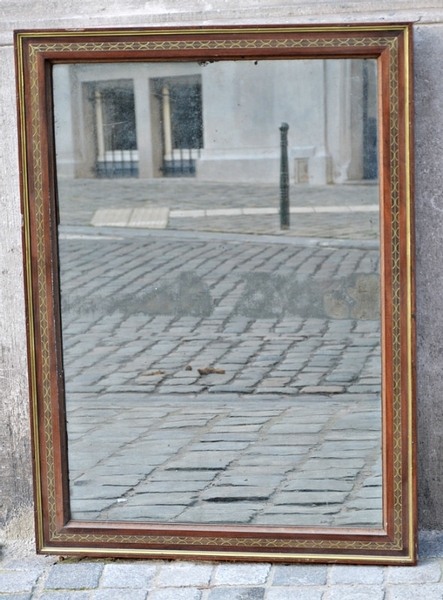 Mirror in wood inlaid brass, begin 19thC