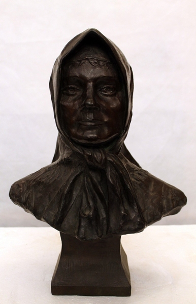 Veiled woman, bronze sculpture by Charles Auvray