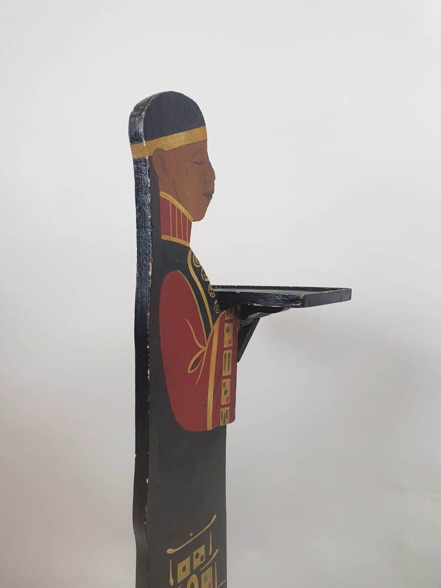 2 painted wooden servants, early 20th century (price per piece)