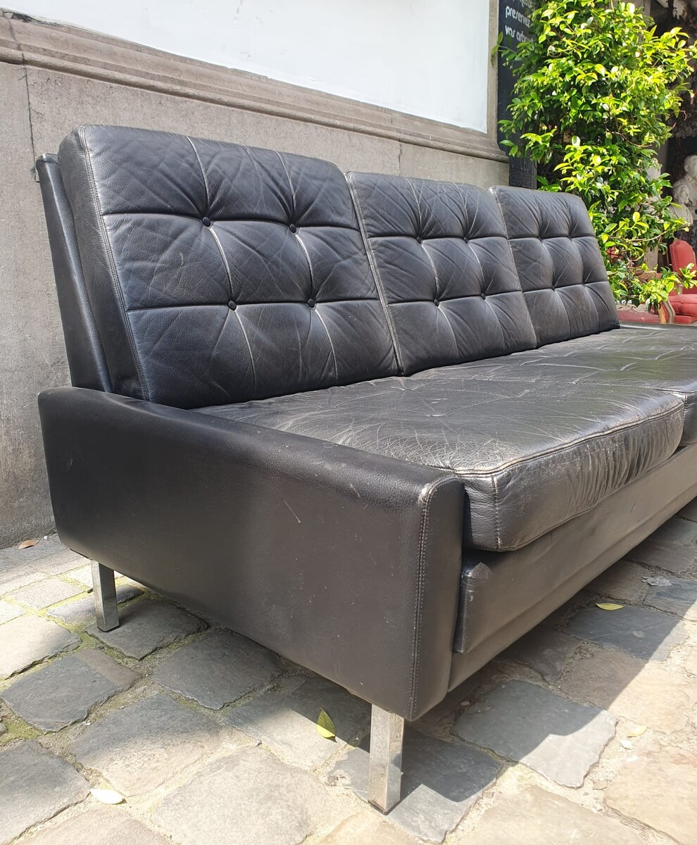 3-seater sofa in black leather and chrome base, circa 1970