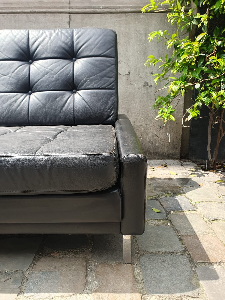 3-seater sofa in black leather and chrome base, circa 1970
