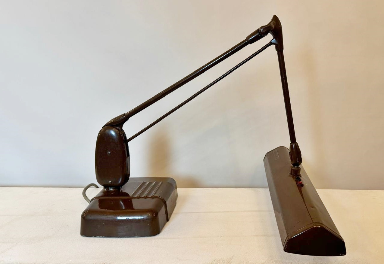 50's industrial metal desk lamp.