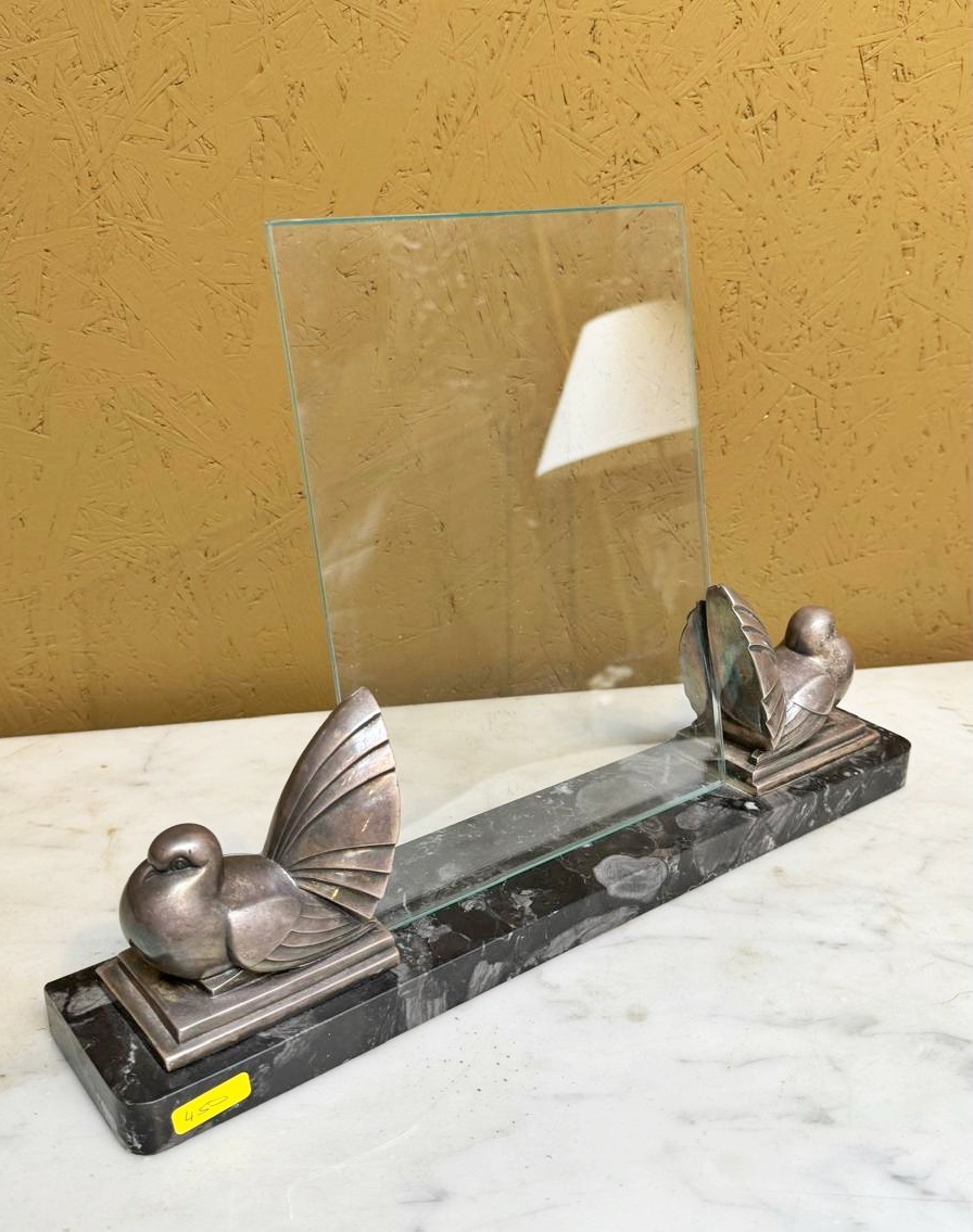 Art deco photo holder