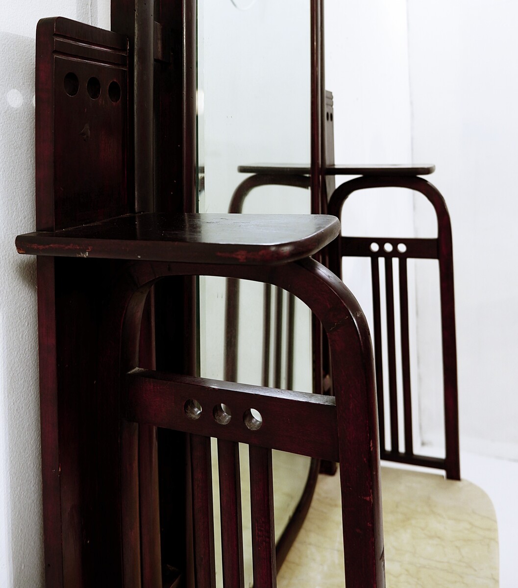 Art Nouveau Hall Stand in the Style of Joseph Hoffmann, 1930s