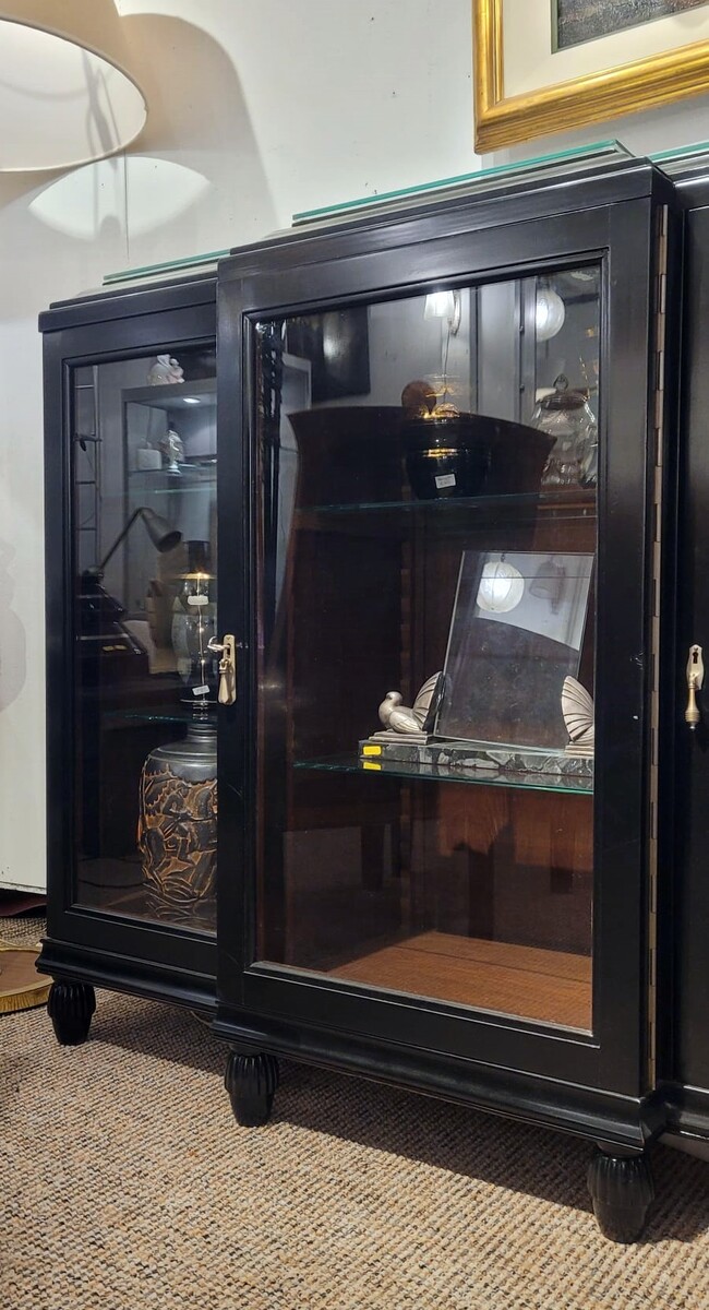 Black lacquered display cabinet - 3 glass doors - rack shelves - Perfect condition - circa 1920