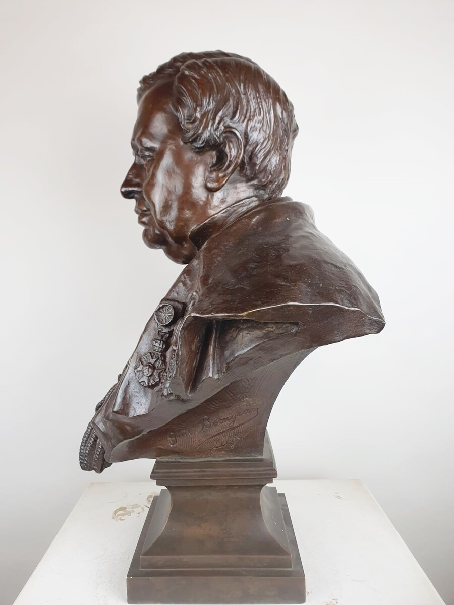 Bronze bust, Brussels Foundry, signed