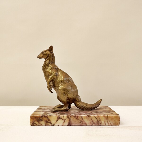 Bronze Kangaroo Sculpture - 20th Century