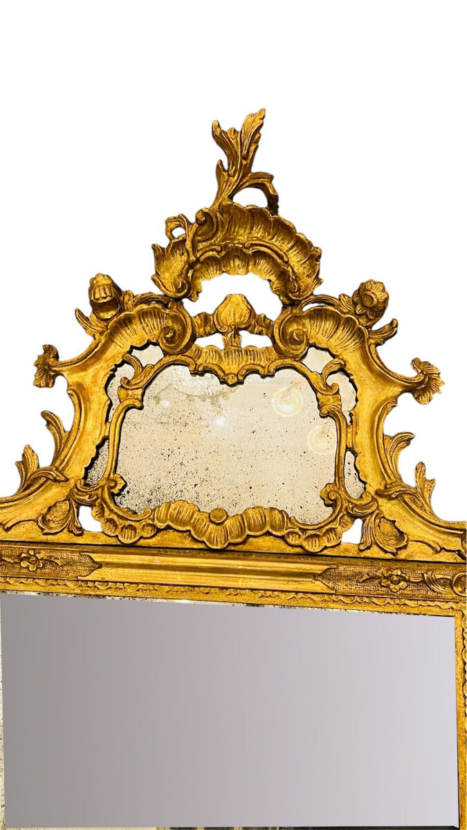 Carved and gilded wooden mirror - Louis XV