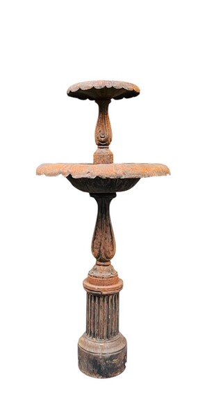 Cast iron garden fountain - early 20th century