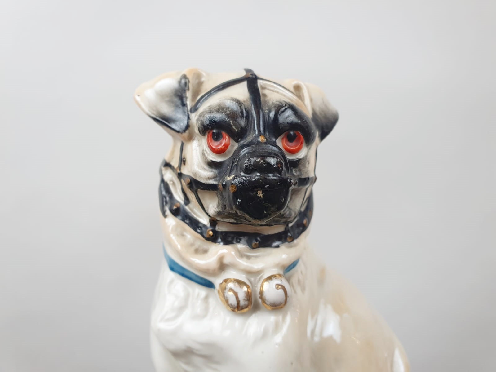 Couple of Pugs in polychrome porcelain, England late 19th