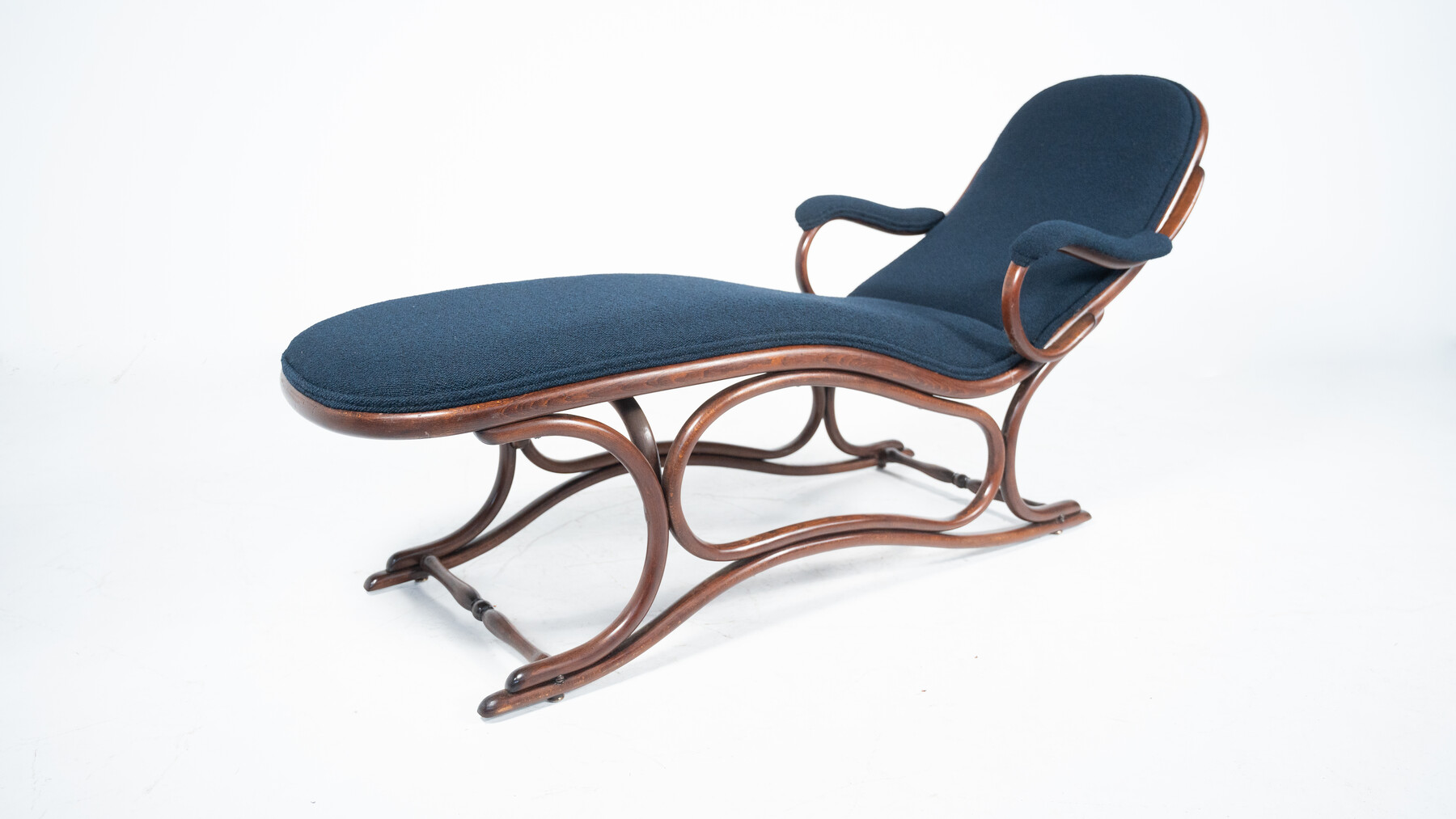 Daybed by Thonet, 1900s - New Upholstery 