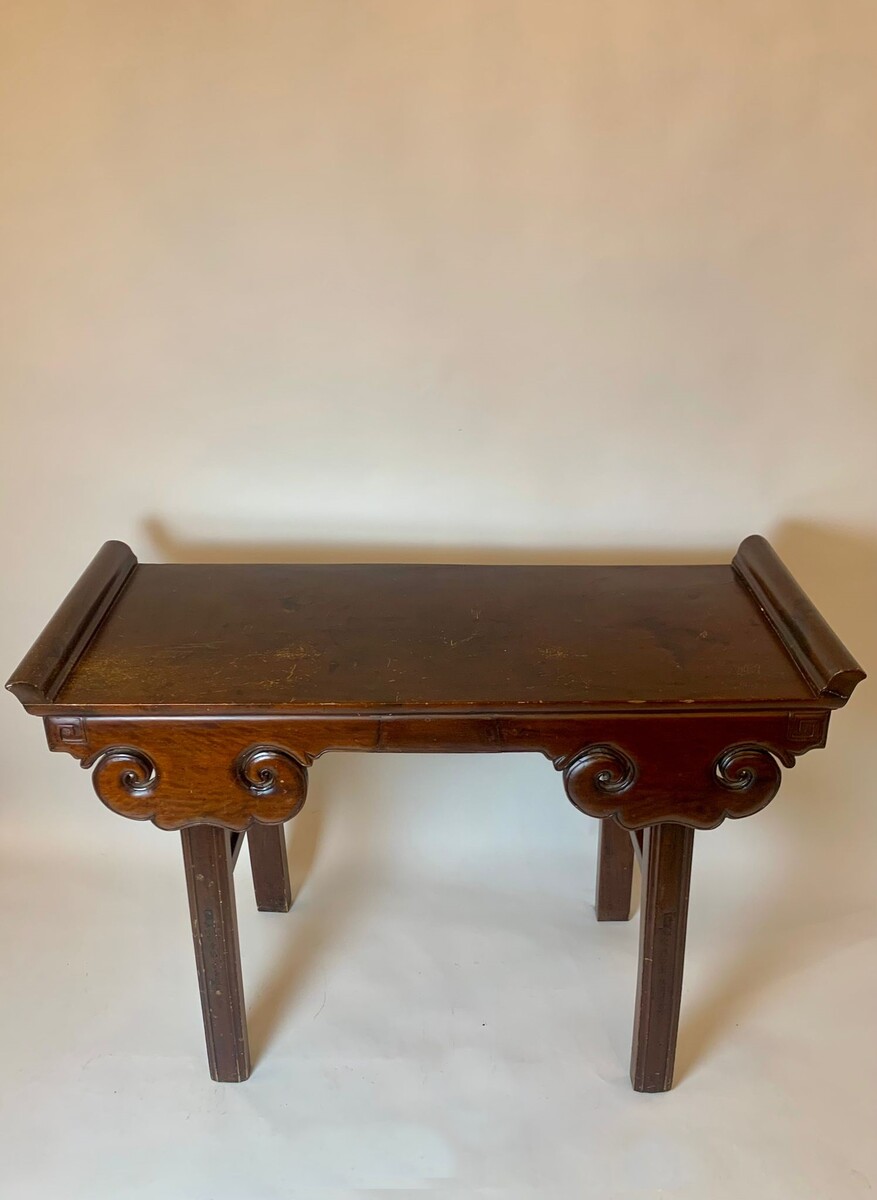 Early 20th century Chinese console