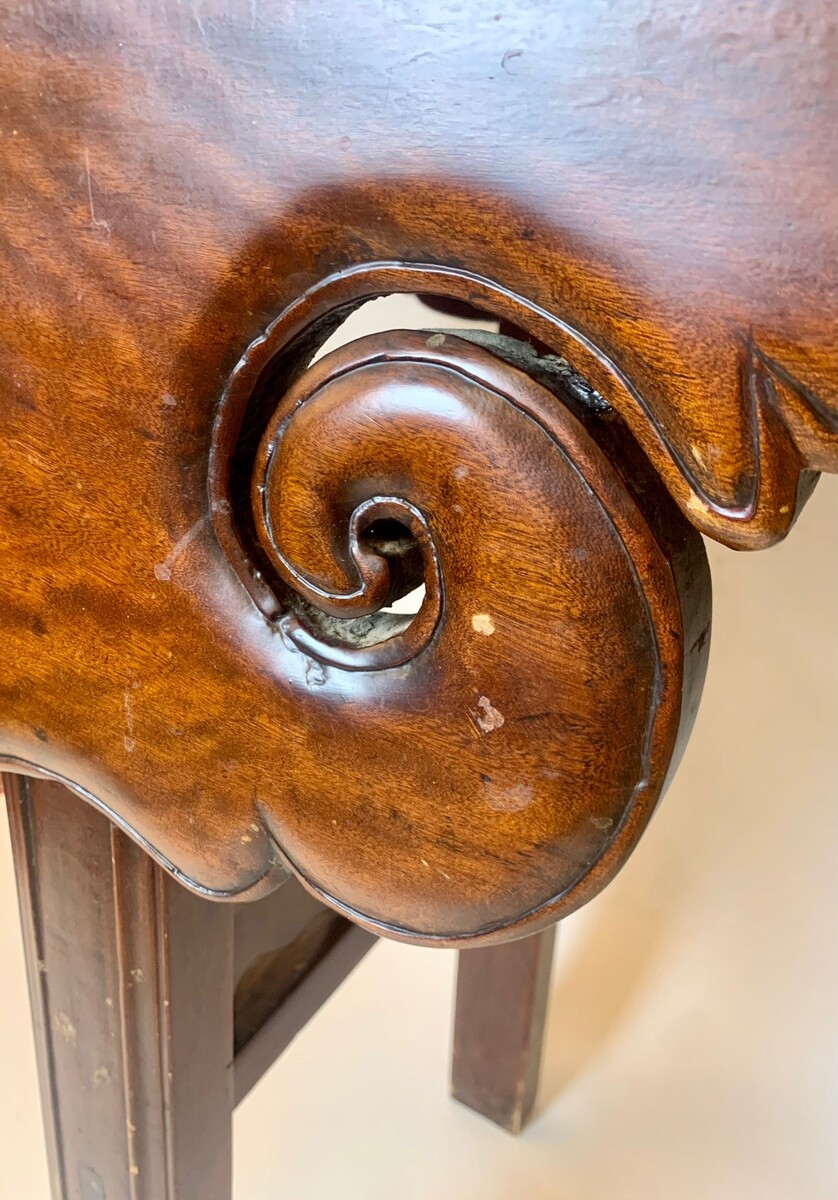 Early 20th century Chinese console