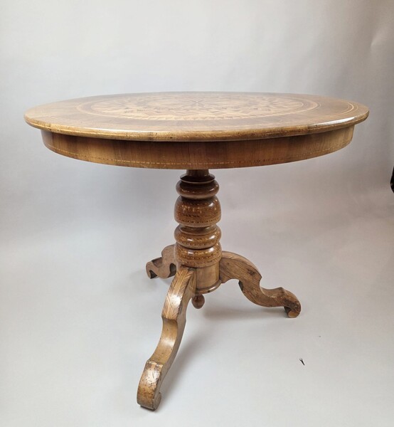 Finely inlaid side table, 19th
