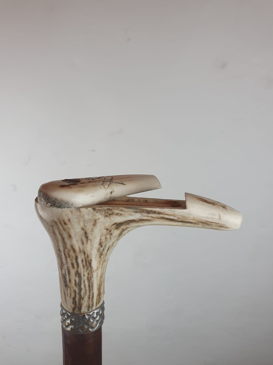 Freemason system cane, deer antler knob containing matches and pyrogen