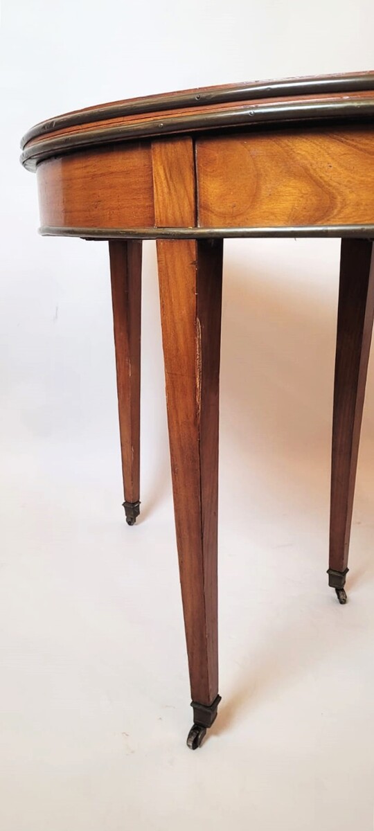 Half-moon Directoire drop-leaf table in cherry wood - late 18th century