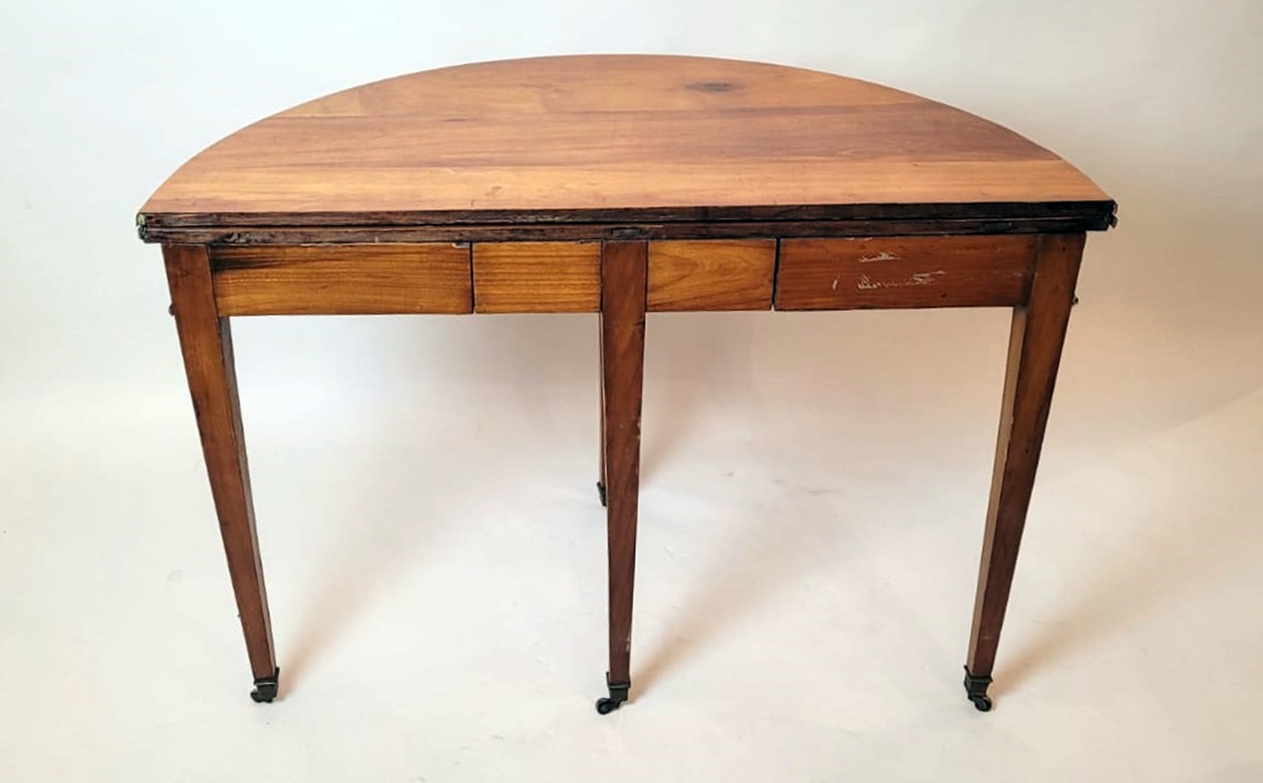 Half-moon Directoire drop-leaf table in cherry wood - late 18th century