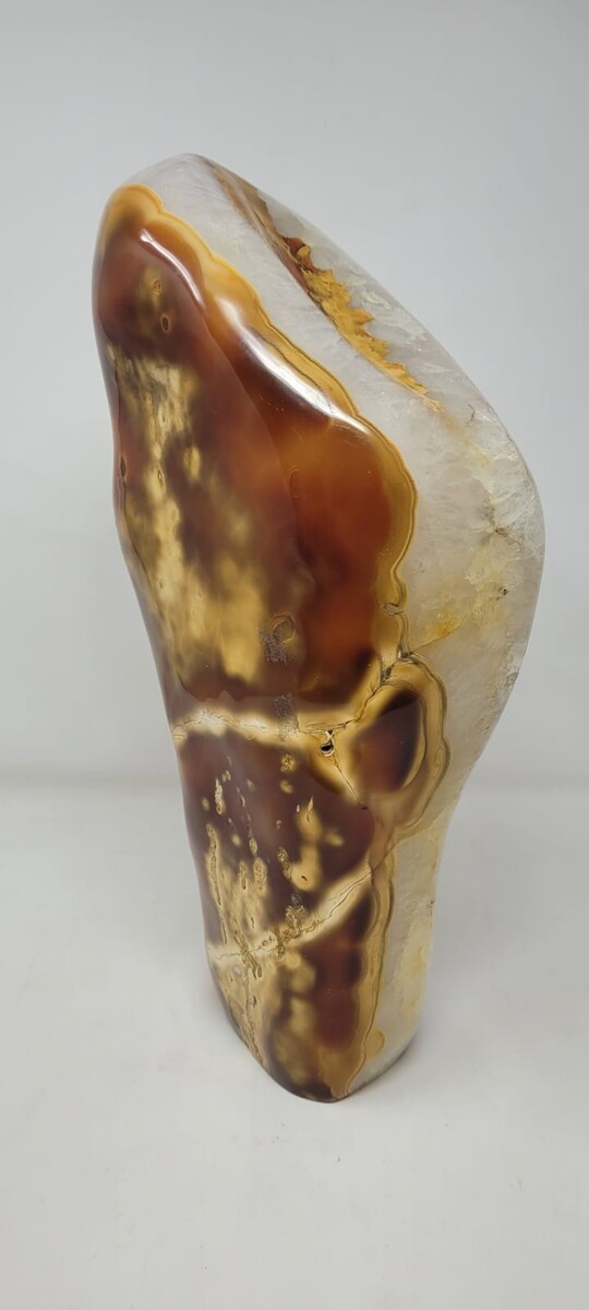 Large brown and beige Agate