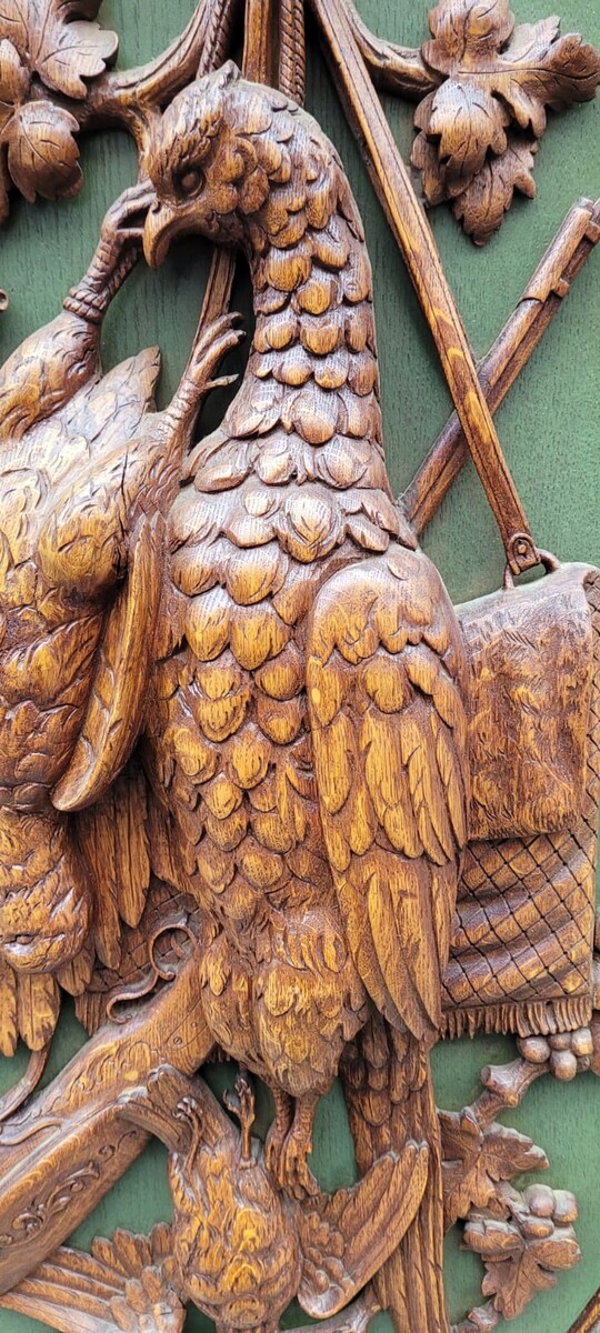 large carved wooden bas-relief medallion - hunting trophy