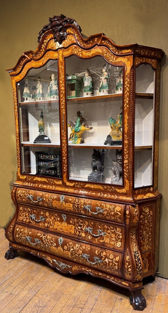 Large double-body Dutch display case - 19th century - model making with floral decorations made from different types of wood