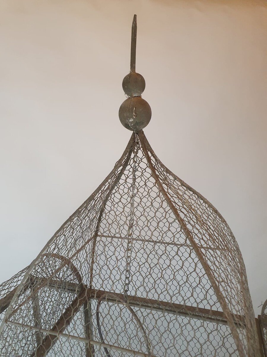 Large metal birdcage, late 19th century