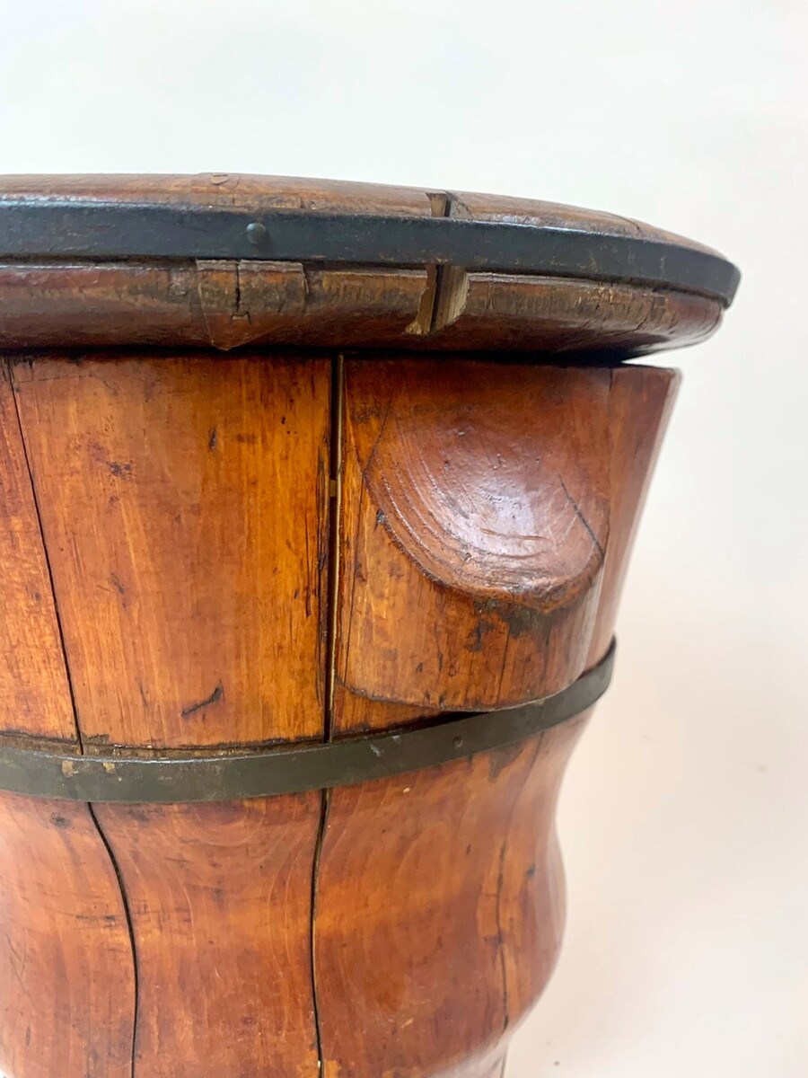 large peat bucket - England 19th century