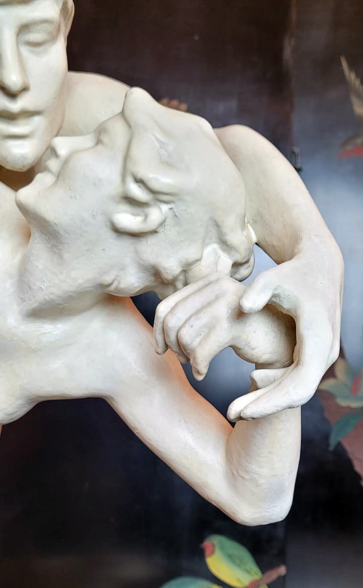 large plaster sculpture - the kiss - Jef Lambeau?