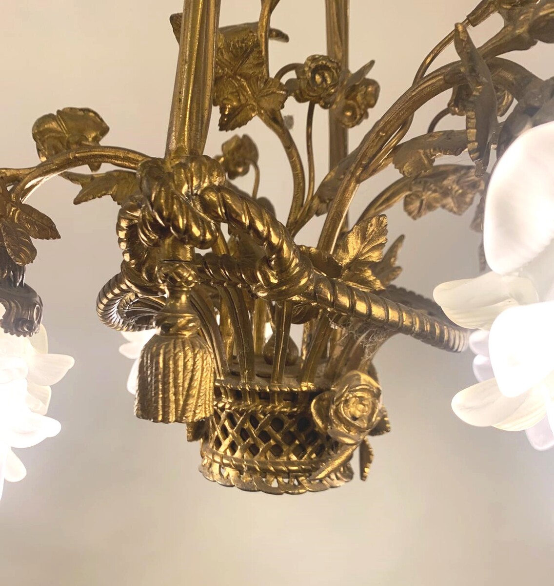 Louis XVI style gilded bronze basket chandelier - 4 light arms