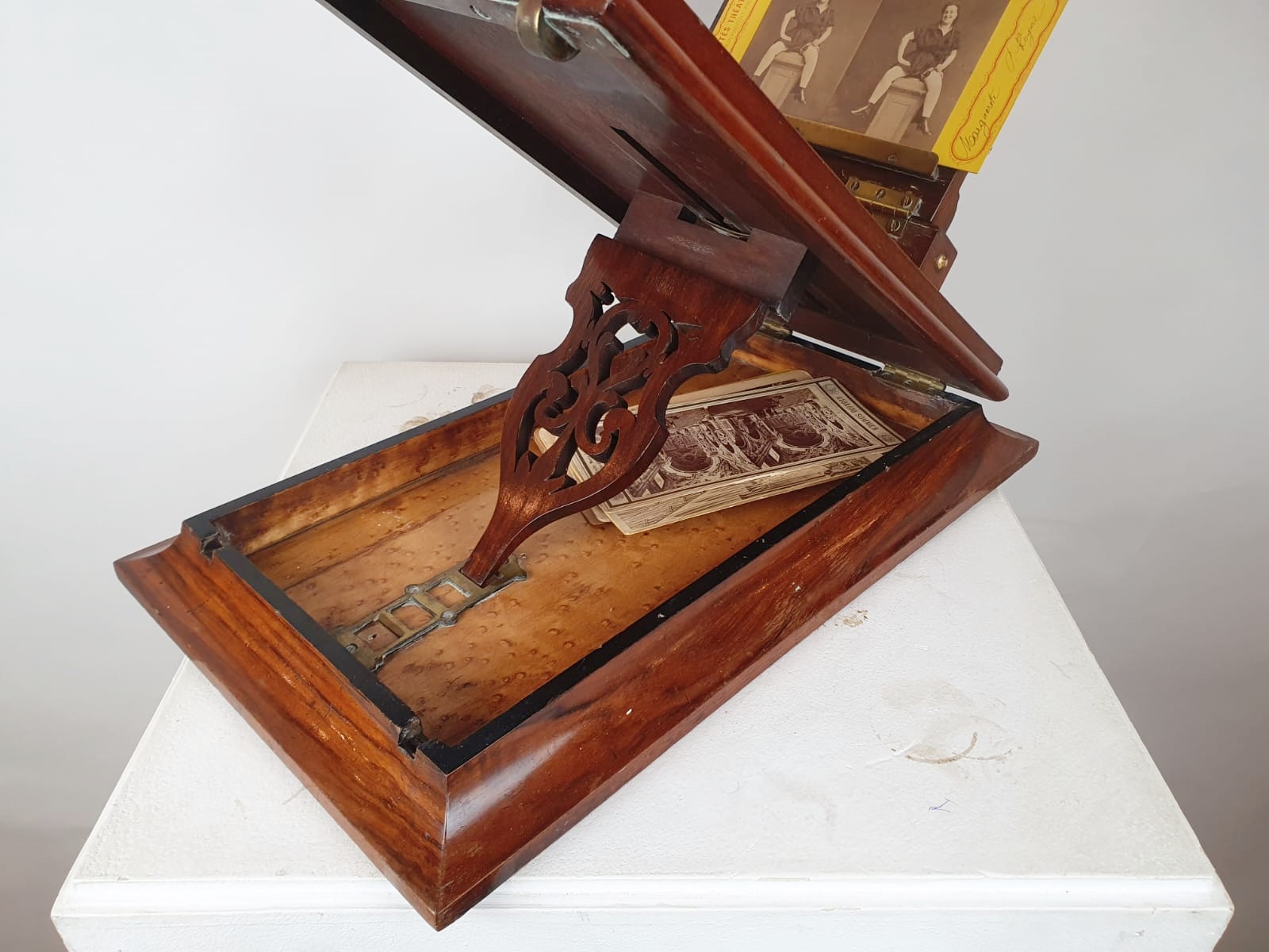 Mahogany stereoscope, 19th