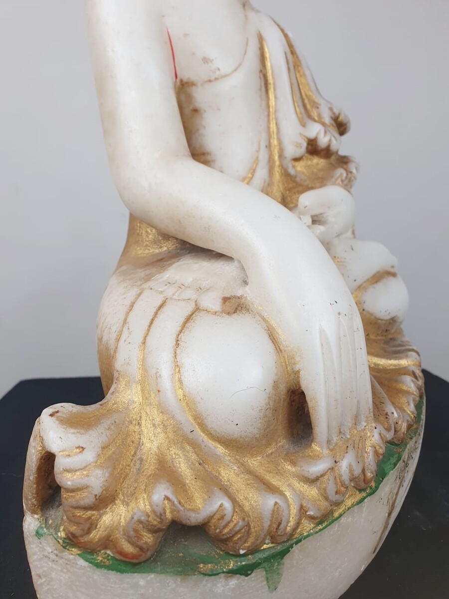 Marble Buddha, traces of polychromy, Burma, 19th