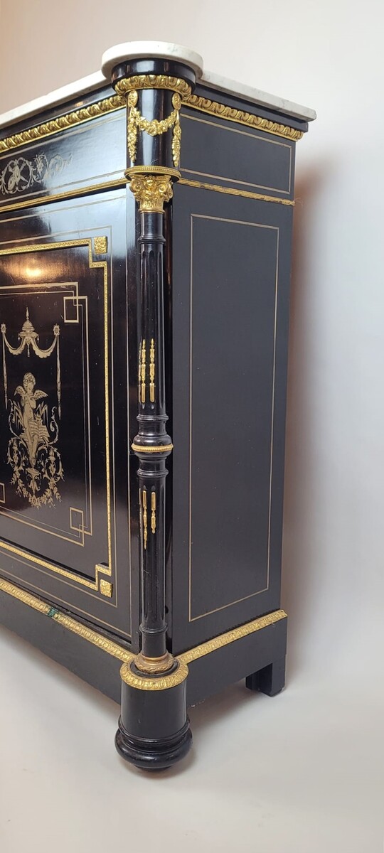 Napoleon III sideboard in black lacquered mahogany and brass marquetry - central decoration painted in gold - white marble 