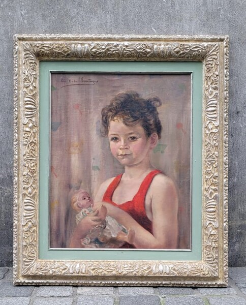 Oil on canvas representing a young girl with her doll - signed Em. de la montagne for Emile Pierre de la montagne frame 60 X 70 cm