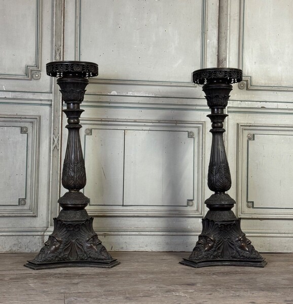 Pair of bronze pedestals, Italy, 19th century