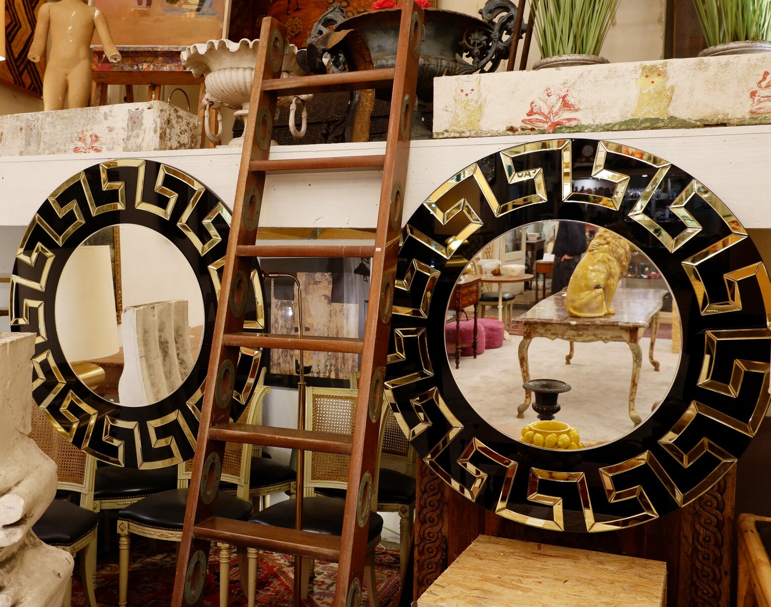 Pair of decorative round mirrors Ø 100cm