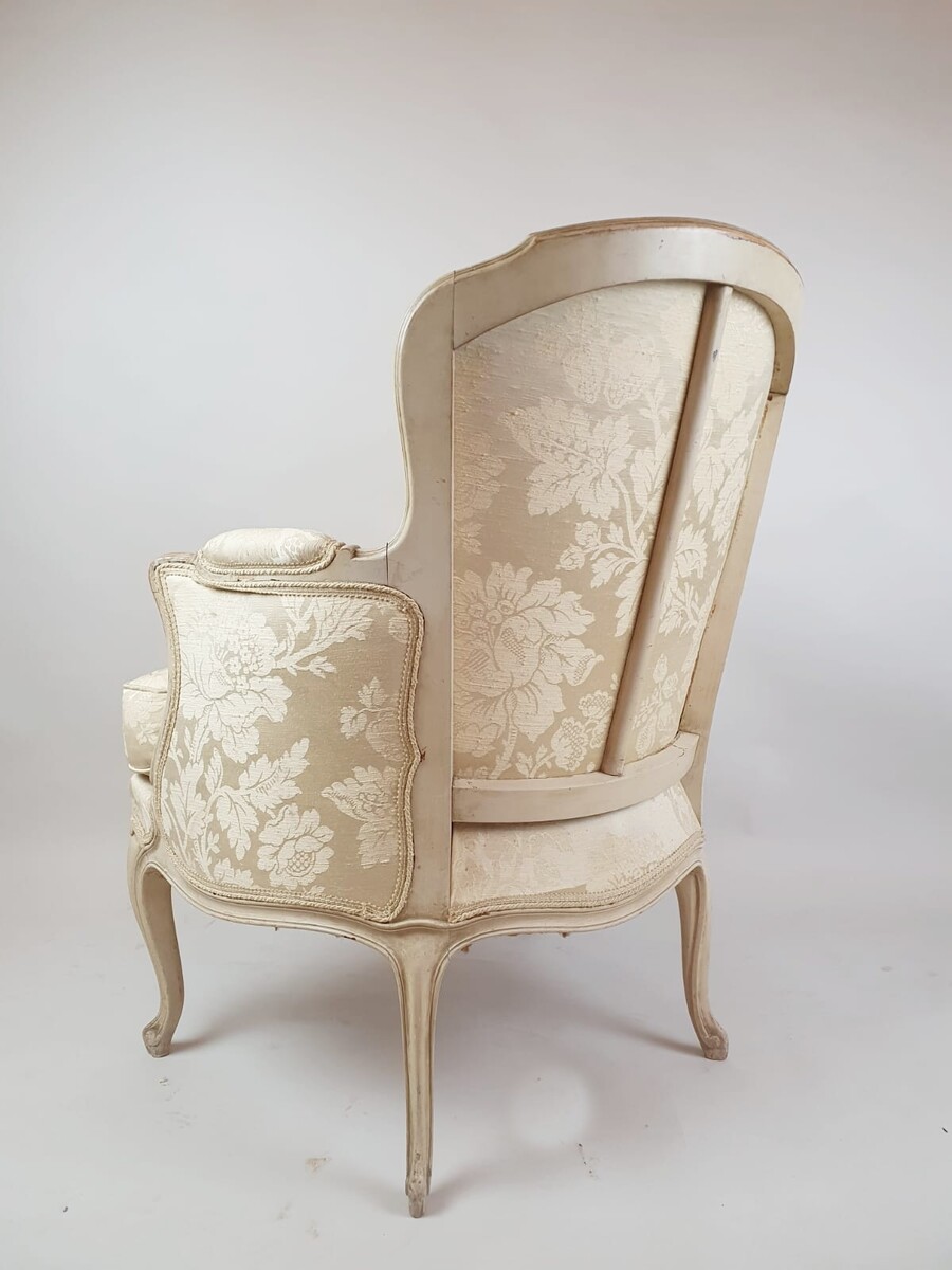 Pair of Louis XV Style Bergeres, Early 20th Century