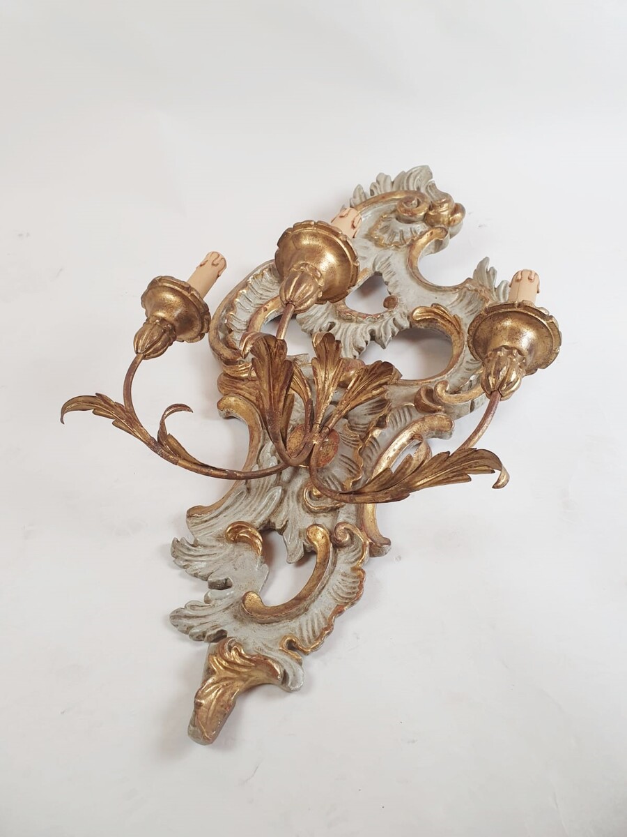 Pair of Louis XV style wall lights, Italy early 20th century