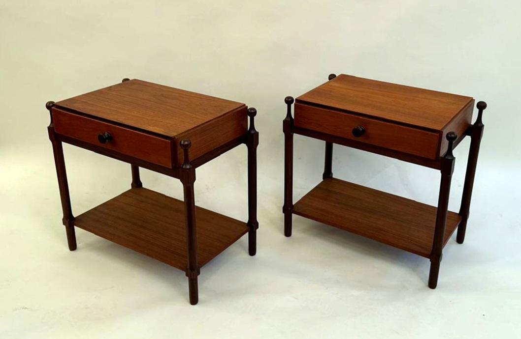 Pair of teak bedside tables - Fratelli Proserpio - circa 1960 - Italy