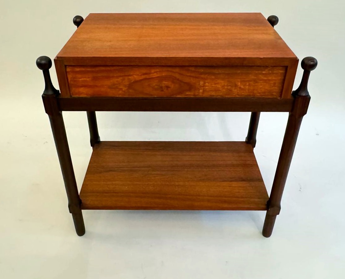 Pair of teak bedside tables - Fratelli Proserpio - circa 1960 - Italy