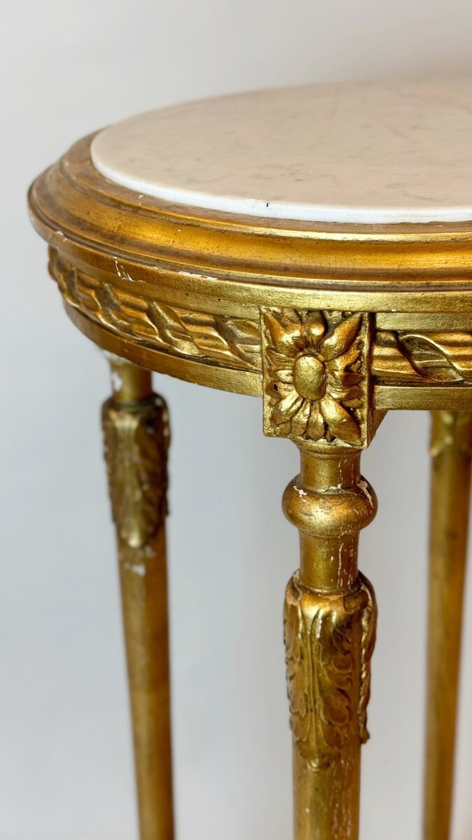 Pedestal Table, Small Side Table. 19th.c