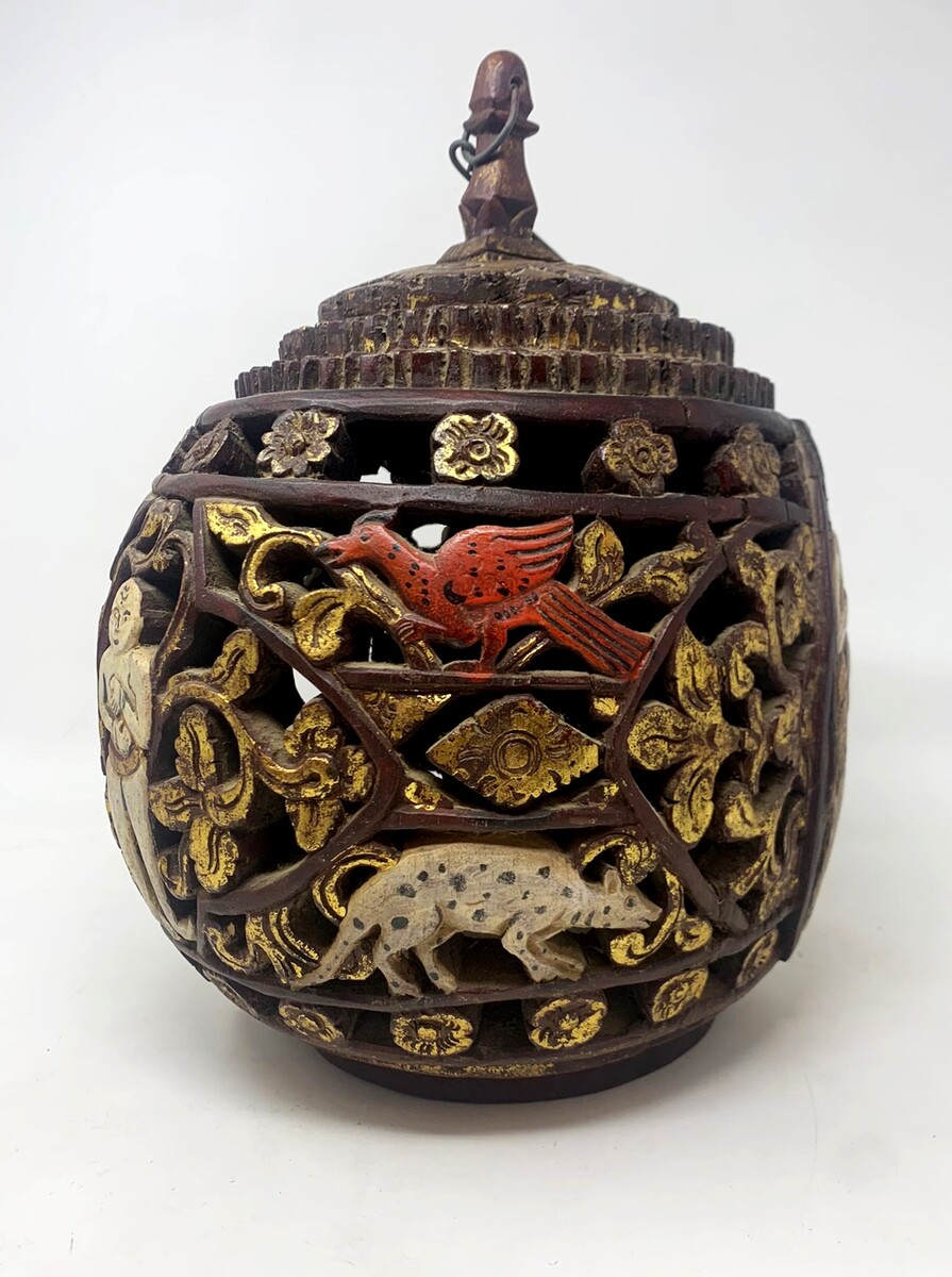 Polychrome and carved wooden tealight holders - Asia, early 20th century