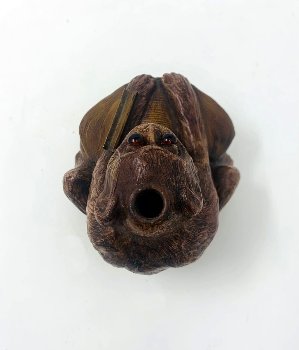 Polychrome bronze monkey lighter - sulphide eyes - complete with scraper and 