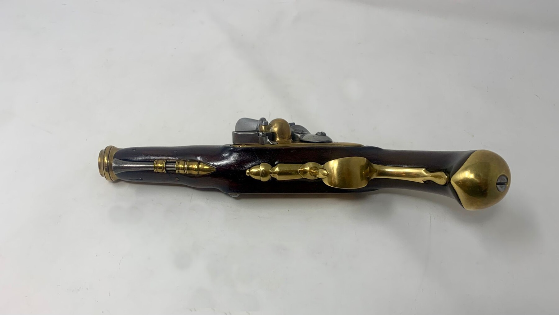 ‘Rare Naval Officer's Pistol With Left Hand Lock’.