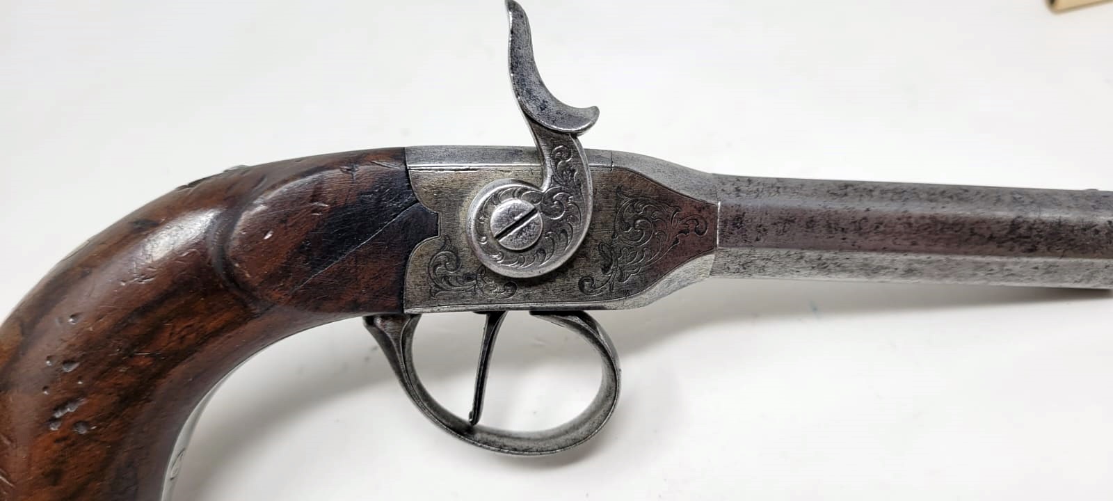 rare needle percussion pistol - side hammer - damascus barrel - rifled barrel - unscrewable for loading - Liège circa 1850