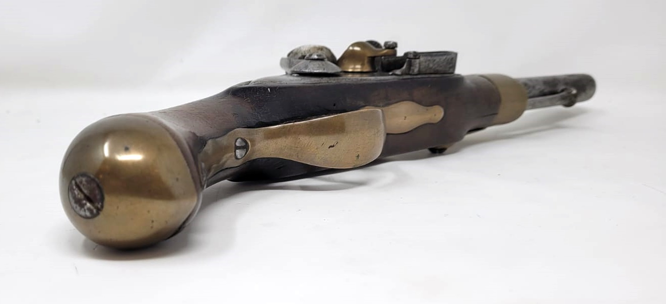 Regulation edge pistol - model 1786 - no visible markings because of revolutionary production of 1793 - 1794 control punch on the counterplate and the front of the trigger guard Perfect mechanical condition