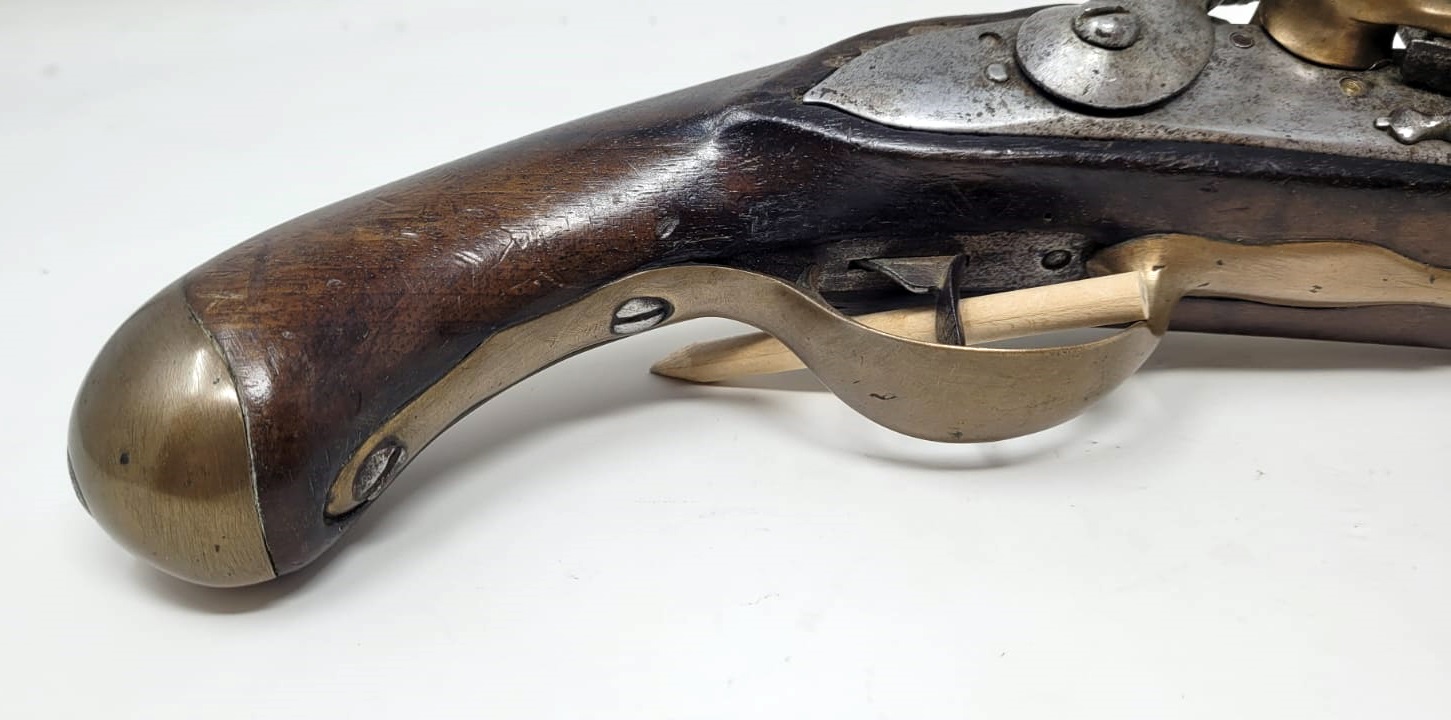 Regulation edge pistol - model 1786 - no visible markings because of revolutionary production of 1793 - 1794 control punch on the counterplate and the front of the trigger guard Perfect mechanical condition