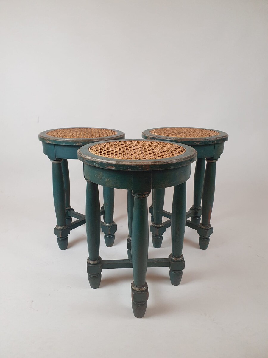 Set of 3 stools in green patinated wood, caned seats, 19th century