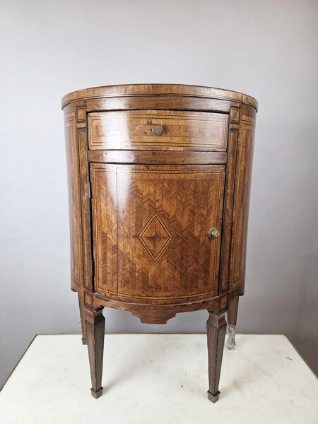 Small Louis XVI style half-moon dresser in finely inlaid wood, 19th