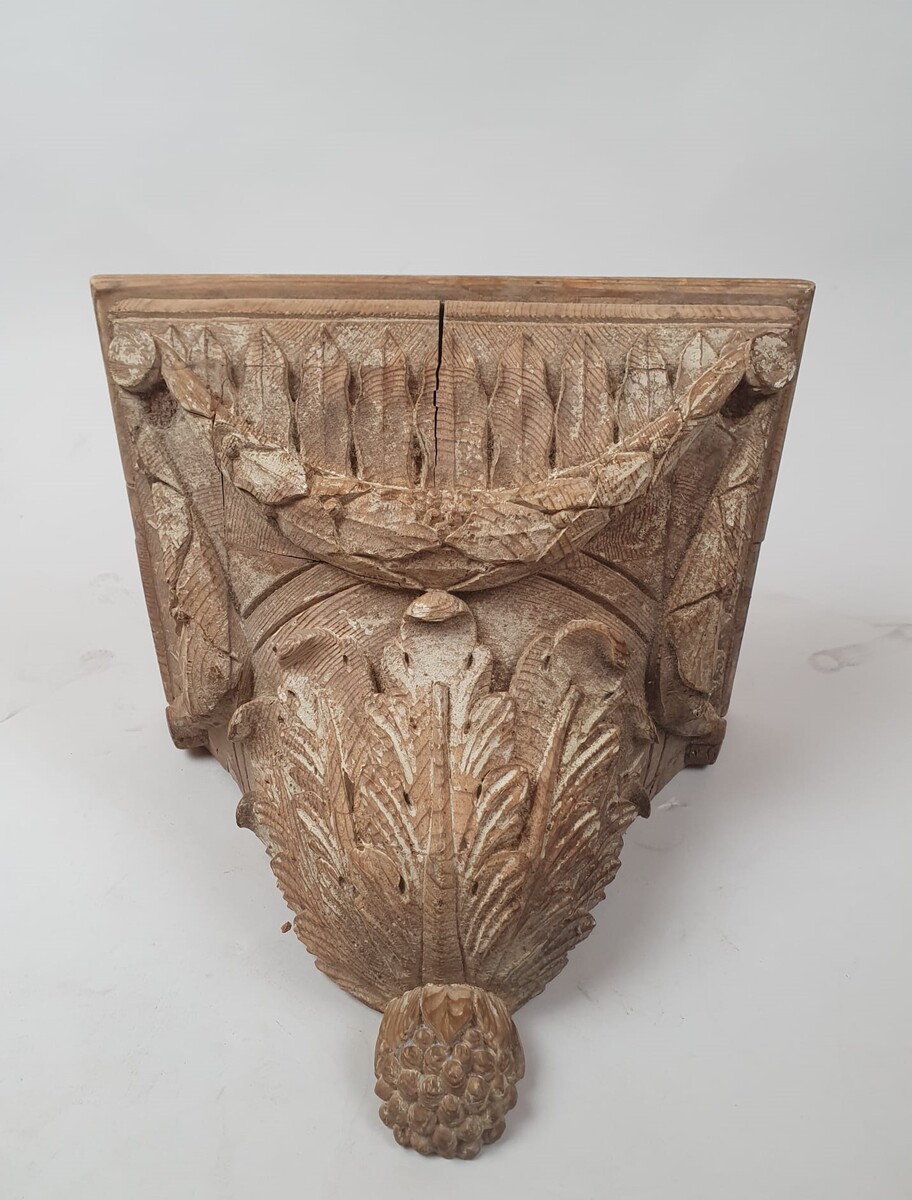 Small pitch pine wall console, 18th century