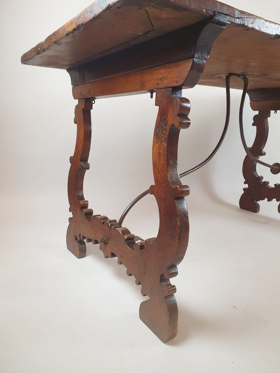 Spanish table is inlaid walnut, 18th